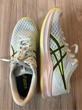 Asics Light Blue and Neon Yellow Running Sneakers